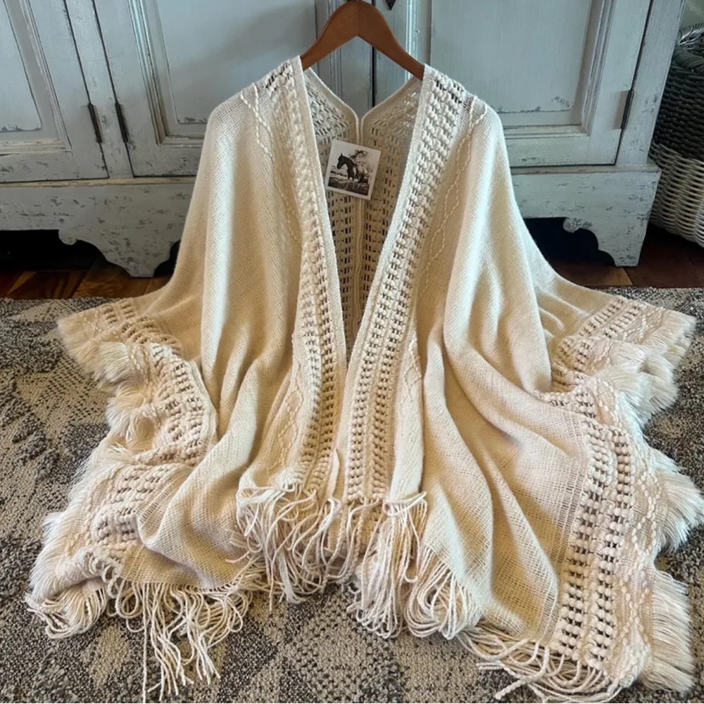 New Bohemian Knit Cream Fringe Poncho Ruana Cardigan Sweater Hippie Top